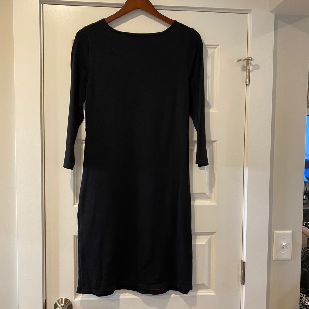 (M, L) Nine West Black with Red Abstract Detail Sweater Dress - Picture 7 of 11